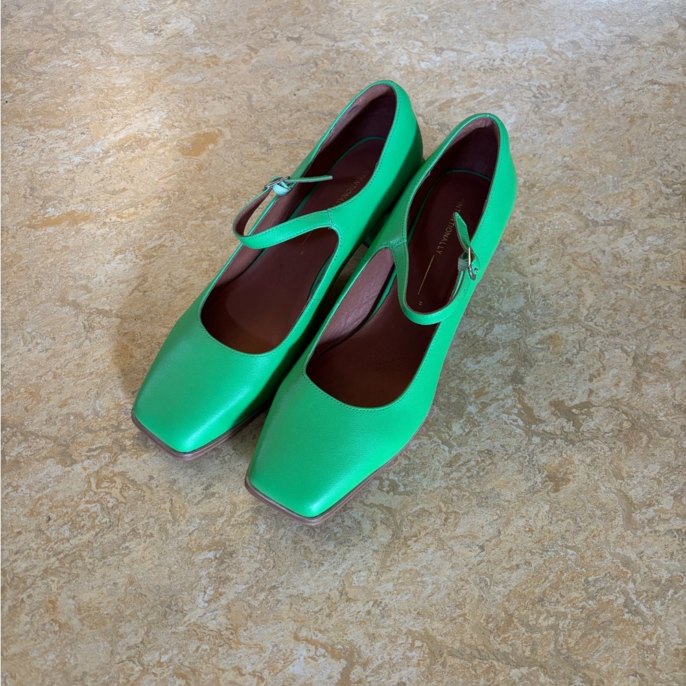 INTENTIONALLY BLANK Christopher Mary Jane Green Heels